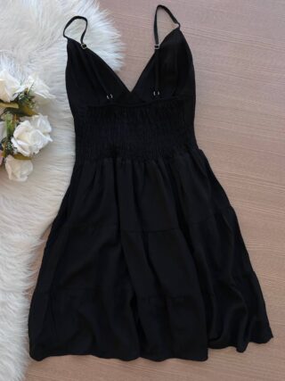 Vestido de Alça com Decote - Preto - Sempre Linda Loja