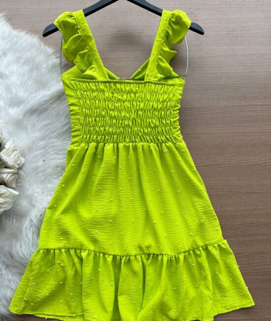 Vestido Maria Laura Curto c/ Detalhe no Decote – Verde Lima - Sempre Linda Loja