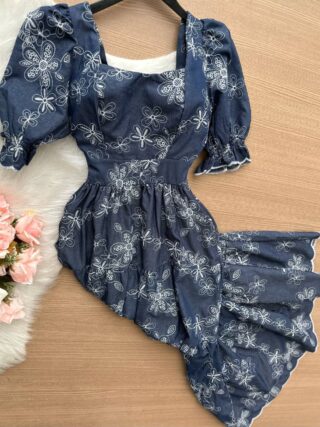 Vestido Longo Manga curta Princesa Tricoline Bordado Modelo 1 – Azul - Sempre Linda Loja