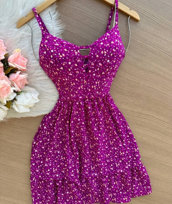 Vestido Yasmin Curto c/ Detalhe no Decote estampado Florido – Fúcsia - Sempre Linda Loja