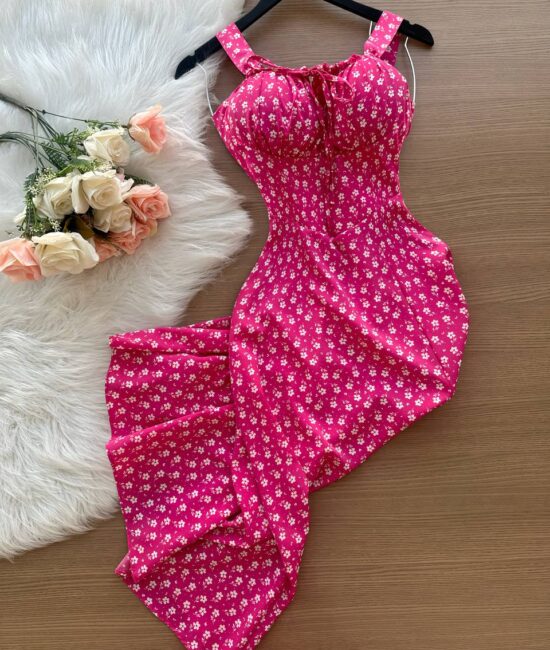 Vestido Yasmin Curto c/ Detalhe no Decote estampado Irís – Branco - Sempre Linda Loja