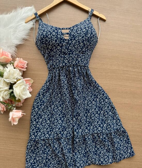 Vestido Yasmin Curto c/ Detalhe no Decote estampado Irís – Pink - Sempre Linda Loja