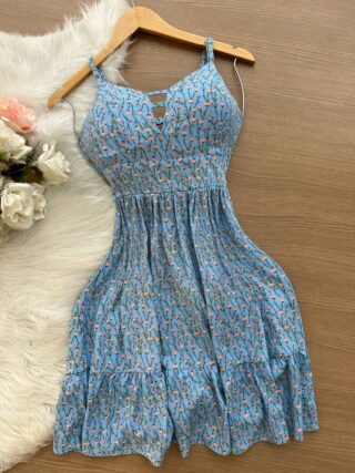 Vestido Yasmin Curto c/ Detalhe no Decote estampado Florido Modelo 1 – Branco - Sempre Linda Loja